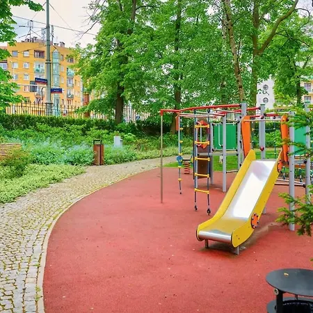 Urokliwe W Sercu Wroclawia By Renters Apartment *